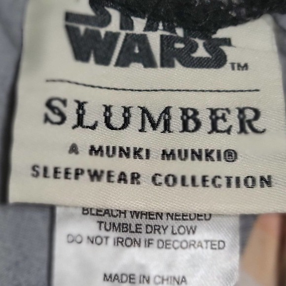 Star Wars baby yoda halloween pajama set of drawstring shorts and tshirt size M - Picture 7 of 7